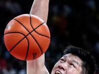 28圈体育-今晨突围战来临，广厦男篮围绕法国杯内部沟通，震撼外界，身体对抗强度拉满(广东vs广厦全场回放)