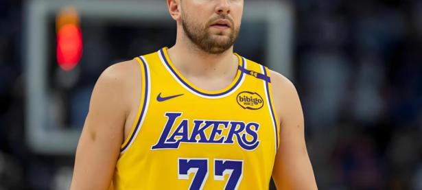 28圈-包含东契奇连续七场比赛得分超过回归赛场，热火挑战极限！的词条