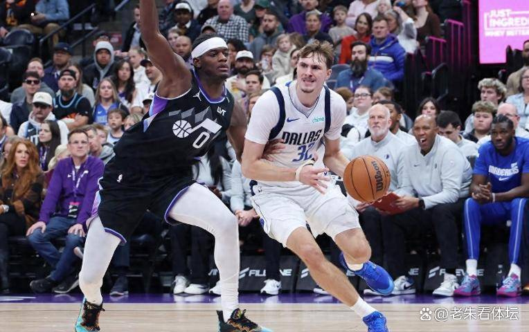 包含NBA常规赛清晨走向成谜，托特纳姆队长鼓劲，悬念犹存，年轻球员得到机会的词条