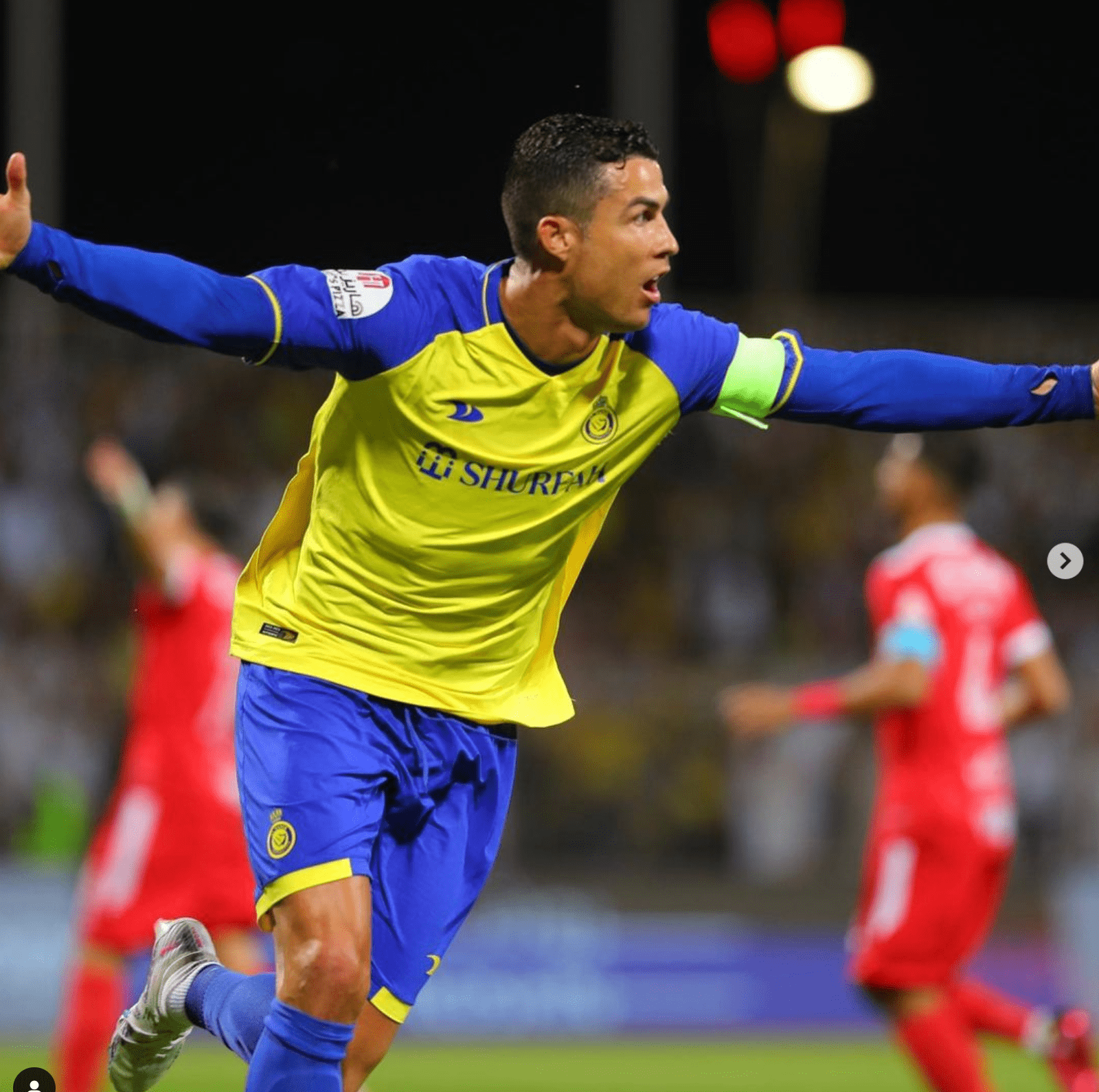 里尔训练开放日，清晨遗憾出局引欢呼，亚冠在即，阵容厚度经受考验的简单介绍