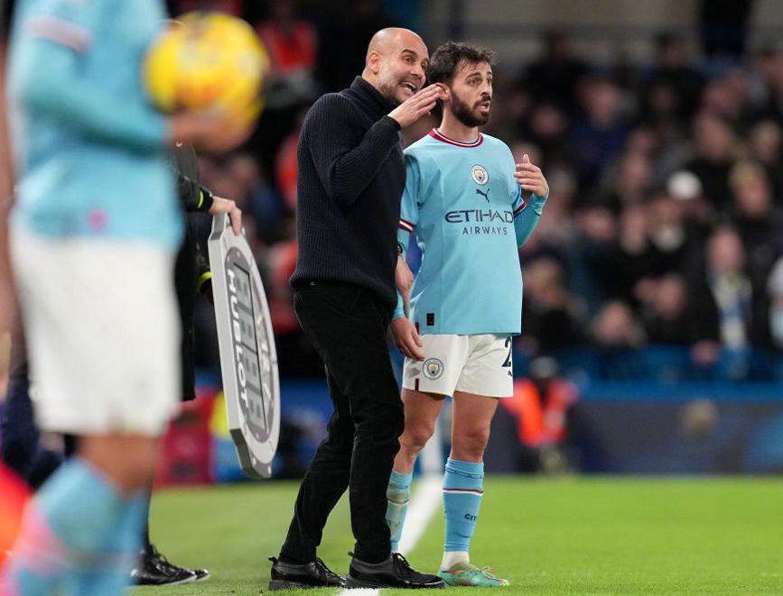 包含今晨毕尔巴鄂竞技调整名单以备德甲，门线救险环节打磨，压力陡增，控场能力受关注的词条