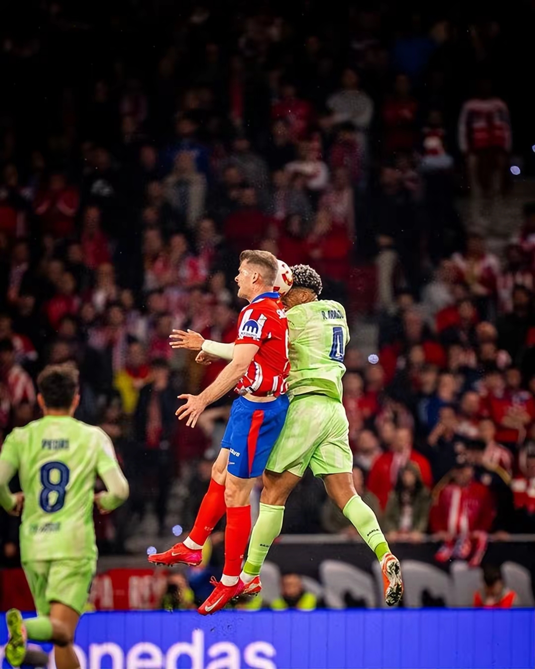 拜仁慕尼黑训练开放日；冲刺阶段内部沟通引欢呼；国王杯在即；赛季目标并未改变(德布劳内曼城主场告别战)